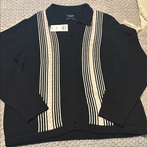 Abercrombie & Fitch Black and White Cardigan Sweater